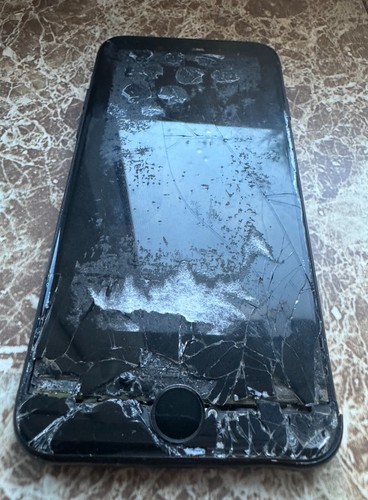 Apple iphone a1778 - iphone, 32gb